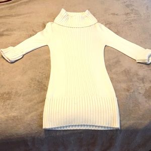 Candies L off white turtleneck, 3/4 sleeve sweater!!!! Only wore once!!!!!!!